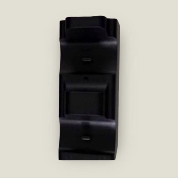 MIMD- Dual Charging Stand for PS5 Wireless Controllers- New - Picture 2 of 9